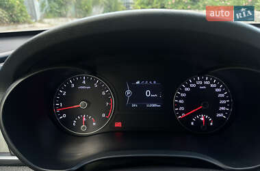 Седан Kia K5 2015 в 