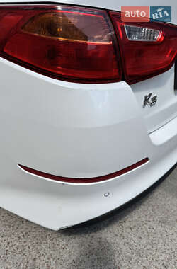 Седан Kia K5 2013 в 
