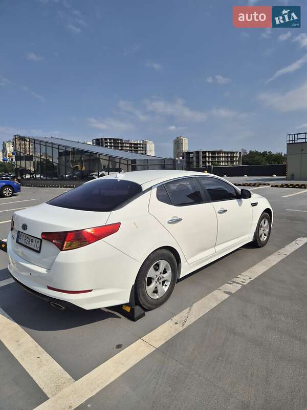 Kia K5 2012