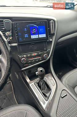 Седан Kia K5 2013 в 