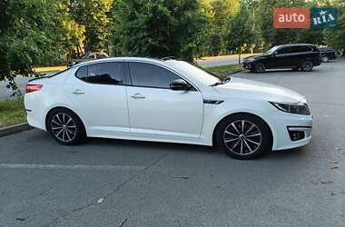 Седан Kia K5 2014 в 