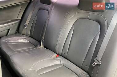 Седан Kia K5 2013 в 