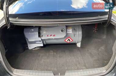 Седан Kia K5 2013 в 