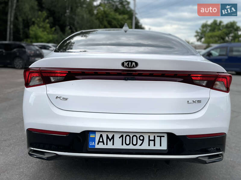 Седан Kia K5 2021 в Житомирі