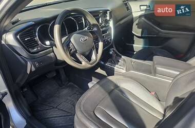 Седан Kia K5 2013 в 