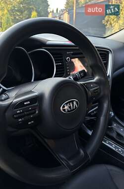 Седан Kia K5 2014 в 