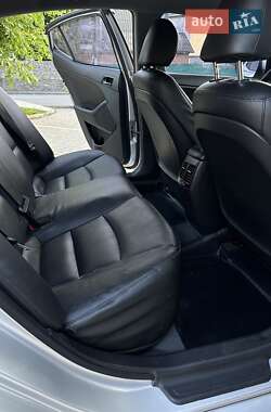 Седан Kia K5 2014 в 