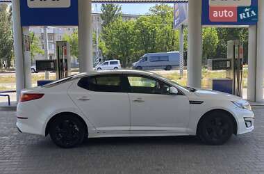 Седан Kia K5 2014 в 