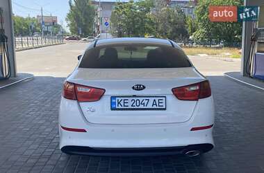 Седан Kia K5 2014 в 
