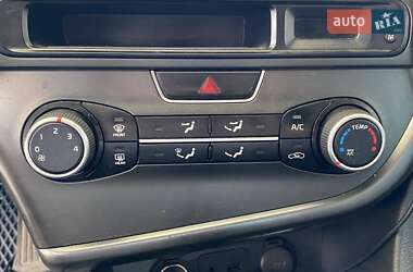 Седан Kia K5 2014 в 