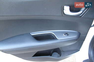 Седан Kia K5 2017 в 