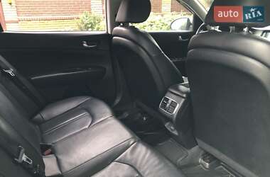 Седан Kia K5 2017 в 