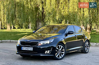 Седан Kia K5 2015 в 