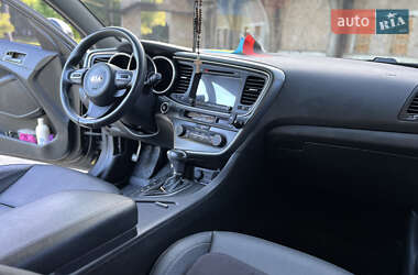 Седан Kia K5 2015 в 