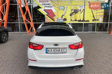 Седан Kia K5 2013 в 