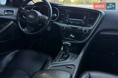 Седан Kia K5 2014 в 
