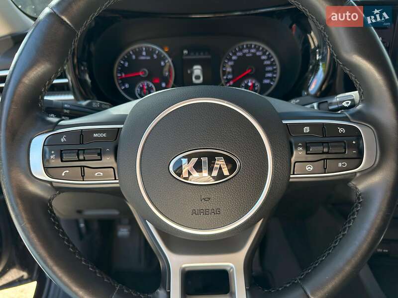 Седан Kia K5 2020 в Виннице