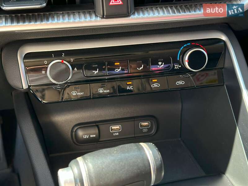 Седан Kia K5 2020 в Виннице