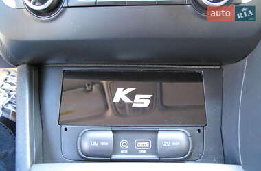 Седан Kia K5 2016 в 