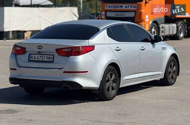 Седан Kia K5 2014 в 