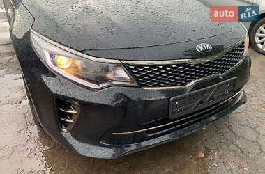 Седан Kia K5 2018 в Киеве