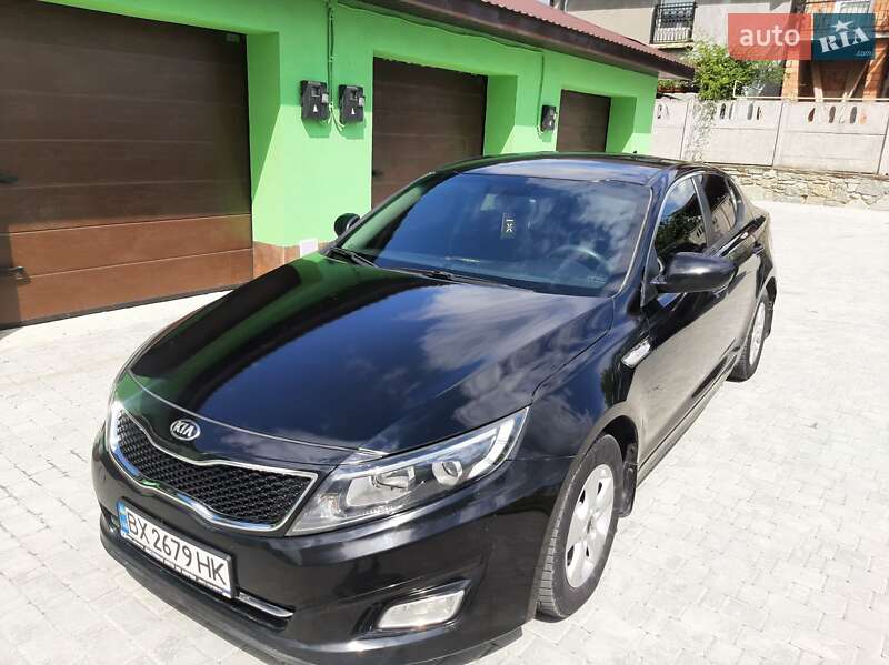 Седан Kia K5 2014 в Каменец-Подольском