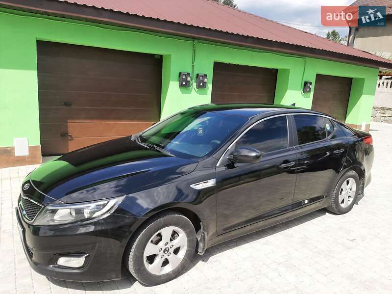 Седан Kia K5 2014 в Каменец-Подольском
