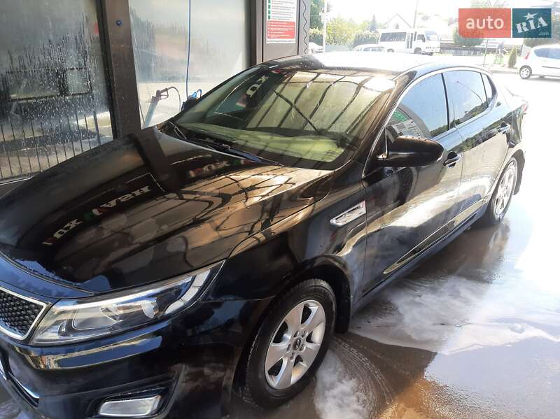 Седан Kia K5 2014 в Каменец-Подольском
