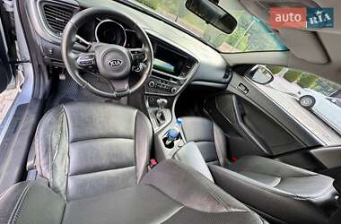 Седан Kia K5 2013 в 