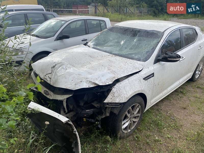 Седан Kia K5 2014 в 