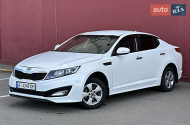 Седан Kia K5 2012 в 