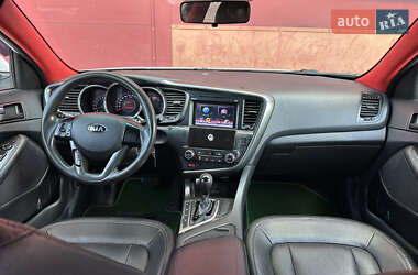 Седан Kia K5 2012 в 