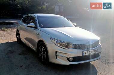 Седан Kia K5 2015 в Новомосковську