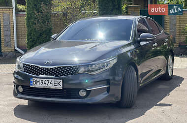 Седан Kia K5 2016 в 