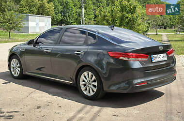 Седан Kia K5 2016 в 