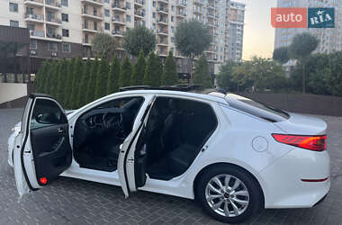 Седан Kia K5 2013 в 