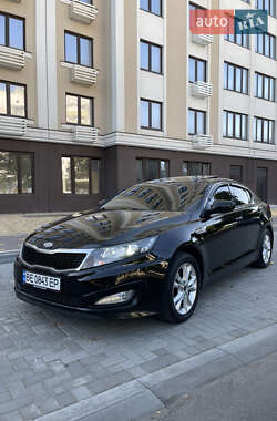 Седан Kia K5 2011 в 
