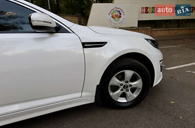 Седан Kia K5 2014 в 