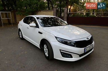 Седан Kia K5 2014 в 