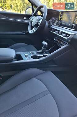 Седан Kia K5 2021 в 