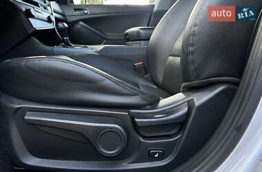 Седан Kia K5 2015 в 