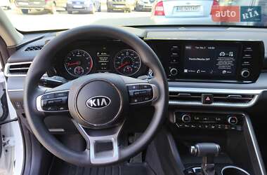 Седан Kia K5 2020 в 