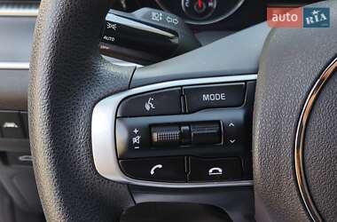 Седан Kia K5 2020 в 