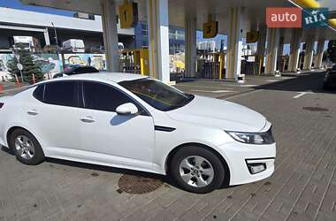 Седан Kia K5 2014 в 
