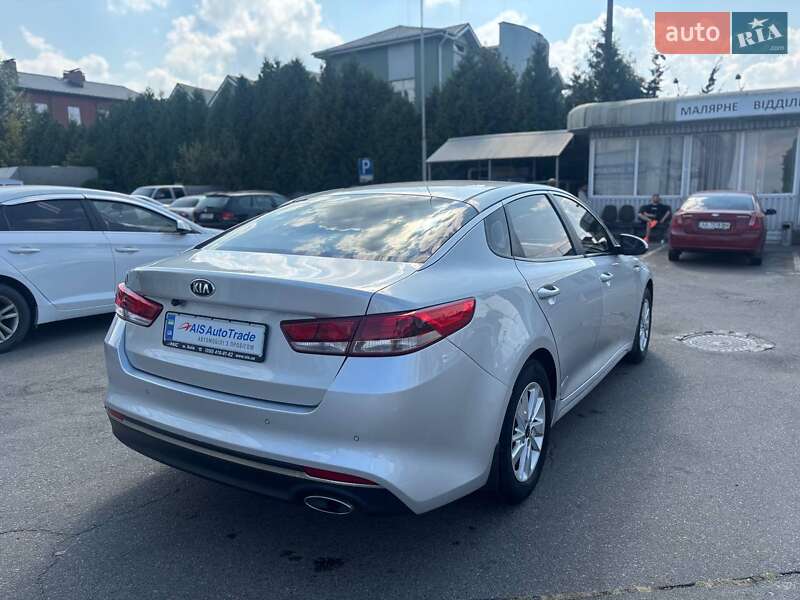 Седан Kia K5 2017 в Києві