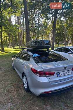 Седан Kia K5 2015 в 