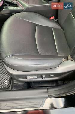Седан Kia K5 2014 в 