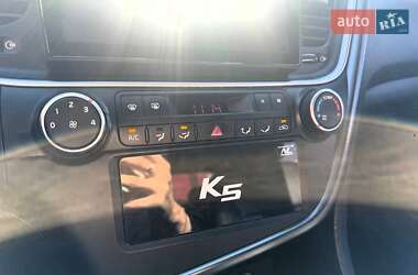 Седан Kia K5 2014 в 