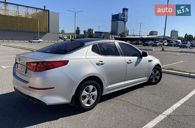 Седан Kia K5 2014 в 