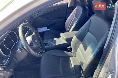 Седан Kia K5 2014 в 